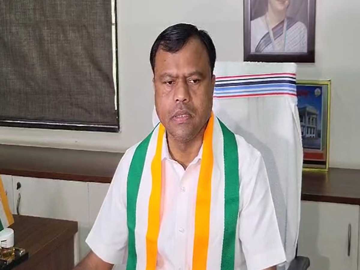 महतारी वंदन योजना के नाम पर छत्तीसगढ़ सरकार कर रही गड़बड़ी : दीपक बैज